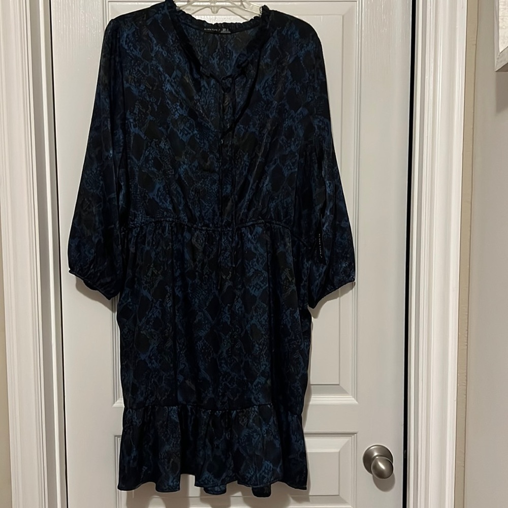 NWT Black Tape Plus Size Dress